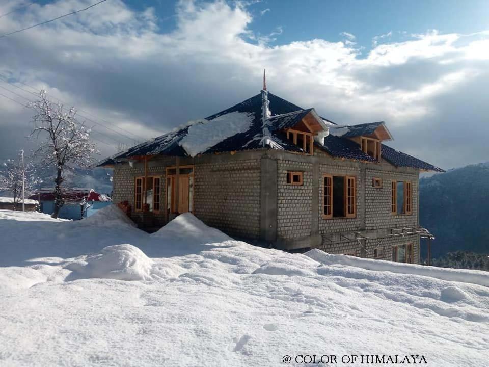 Loghouse At Khajjiar Lake Екстер'єр фото